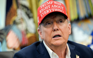 Tổng thống Donald Trump nhắm mục tiêu vào hệ thống “bảo lãnh bằng 0”- Ảnh 2.