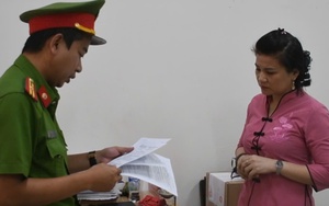 Xác minh bác dâu túm chân ném cháu bé 16 tháng tuổi xuống nền bê tông  - Ảnh 2.