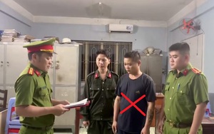 Bắt nữ 9X "nổ" làm bùa phép để trúng số độc đắc, chiếm đoạt tiền rồi bỏ trốn- Ảnh 2.