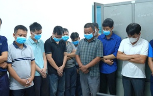 Triệt phá đường dây mua bán trái phép công cụ hỗ trợ, thu giữ 33 khẩu súng và hàng nghìn viên đạn - Ảnh 4.