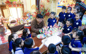 Du khách ùn ùn kéo về Tuyên Quang vui Trung thu sớm- Ảnh 10.