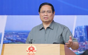 Đoàn đại biểu Đại hội Đảng bộ Mặt trận Tổ quốc, các đoàn thể Trung ương vào Lăng viếng Bác - Ảnh 5.