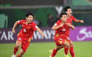 Biển người rực lửa mừng U23 Việt Nam chiến thắng, gi&agrave;nh v&eacute; v&agrave;o b&aacute;n kết U23 ch&acirc;u &Aacute;  - Ảnh 16.
