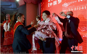 M&agrave;n bắn ph&aacute;o hoa lớn "chưa từng c&oacute;" thắp s&aacute;ng bầu trời H&agrave; Nội tối nay: Đứng xem vị tr&iacute; n&agrave;o đẹp nhất? - Ảnh 3.