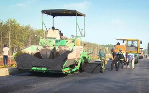 &Aacute;p lực đi lại Tết B&iacute;nh Ngọ tăng cao, bến xe H&agrave; Nội bổ sung h&agrave;ng ngh&igrave;n lượt xe - Ảnh 4.