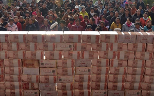 Sốc với qu&agrave; thưởng Tết cuối năm của c&ocirc;ng ty khiến nh&acirc;n vi&ecirc;n "cười ra nước mắt" - Ảnh 2.