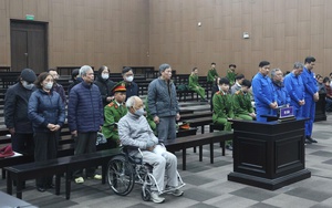 Soi camera, con trai bất ngờ ph&aacute;t hiện mẹ gi&agrave; 90 tuổi nhiều lần bị gi&uacute;p việc bạo h&agrave;nh- Ảnh 2.