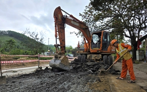 Đi cao tốc gặp mưa, biển số bị d&iacute;nh b&ugrave;n kh&ocirc;ng kịp lau c&oacute; bị phạt? CSGT n&oacute;i g&igrave;? - Ảnh 5.