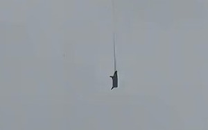 Xé vé số xong mới biết trúng giải Nhất, người phụ nữ nhận cái kết khiến ai cũng bất ngờ- Ảnh 3.