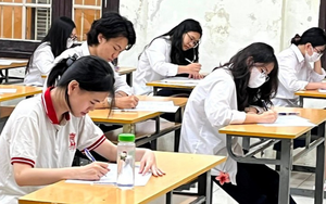 Nâng bước thủ khoa 2025: Nước mắt hạnh phúc của 120 thủ khoa vượt qua nghịch cảnh - Ảnh 8.