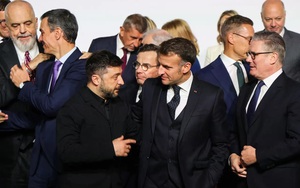 Bom lượn dội xuống Zaporizhzhia: Nga tung hoả lực ch&iacute;nh x&aacute;c v&agrave;o trận tuyến Ukraine - Ảnh 4.