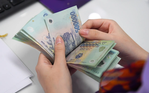 Hướng dẫn tặng qu&agrave; Tết cho người hưởng lương hưu, trợ cấp mất sức lao động, ai cũng n&ecirc;n biết - Ảnh 2.