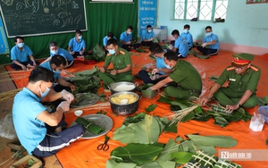 Đại cảnh hoa, linh vật ngựa và Hội hoa Xuân thu hút dòng người du xuân- Ảnh 16.