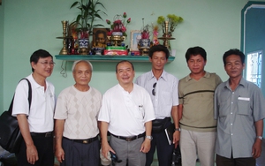 Xem bạn b&egrave; bầu cử tr&ecirc;n... ph&acirc;y - Ảnh 4.