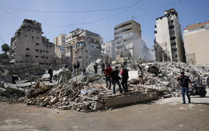 Khủng hoảng leo thang, ông Trump yêu cầu Israel ngừng tấn công cơ sở năng lượng của Iran - Ảnh 3.