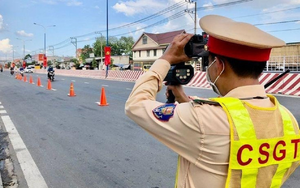 C&oacute; thể bị phạt tới 50 triệu đồng nếu đăng tin mua b&aacute;n trang phục C&ocirc;ng an, Qu&acirc;n đội - Ảnh 3.