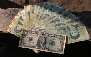 Thị trường tiền tệ "lững lờ", nh&agrave; giao dịch ho&agrave;i nghi nỗ lực của Mỹ nhằm chấm dứt xung đột Iran - Ảnh 4.