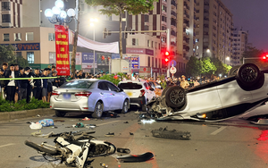 Công an PCCC Hà Nội kịp thời giải cứu nam thanh niên mắc kẹt trong thang máy - Ảnh 5.