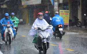 Miền Bắc sắp đ&oacute;n đợt nắng n&oacute;ng mới, nhiều khu vực vượt 36 độ C - Ảnh 3.