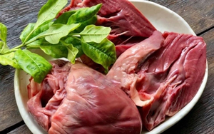 61 người nhập viện nghi ngộ độc thực phẩm sau khi ăn b&aacute;nh m&igrave; - Ảnh 2.