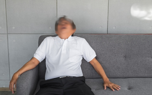 Người đ&agrave;n &ocirc;ng 53 tuổi chảy m&aacute;u mũi li&ecirc;n tục, b&aacute;c sĩ ph&aacute;t hiện ra thứ "đ&aacute;ng sợ" ẩn n&aacute;u b&ecirc;n trong - Ảnh 3.