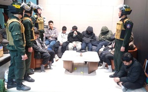 C&ocirc;ng an H&agrave; Nội kịp thời gi&uacute;p ch&aacute;u b&eacute; 6 tuổi đi lạc trở về với gia đ&igrave;nh trong đ&ecirc;m- Ảnh 3.