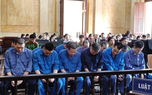 Công an cảnh báo nóng nguy cơ cháy nổ khi người dân đổ xô tích trữ xăng, dầu - Ảnh 6.