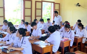 Thi TSA &ldquo;n&oacute;ng&rdquo; chưa từng c&oacute;: 22.000 th&iacute; sinh đổ bộ, điểm thi trải d&agrave;i 10 tỉnh th&agrave;nh- Ảnh 4.