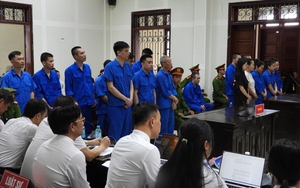 Điều tra nghi &aacute;n chồng cũ d&ugrave;ng dao tấn c&ocirc;ng vợ trọng thương rồi tự s&aacute;t - Ảnh 2.