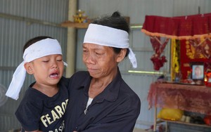 Phú Thọ: Khởi tố 2 nữ sinh lớp 10 vụ hành hung bạn học trong nhà vệ sinh- Ảnh 5.