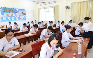 Đ&aacute;p &aacute;n m&ocirc;n tiếng Anh thi tốt nghiệp THPT 2026 m&atilde; đề 1102 nhanh nhất, đầy đủ nhất- Ảnh 2.