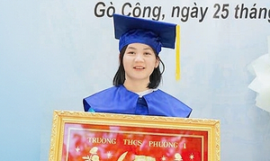 G&oacute;a chồng từ năm con l&ecirc;n 3, mẹ tần tảo nu&ocirc;i 3 con g&aacute;i sinh ba c&ugrave;ng đỗ trường chuy&ecirc;n danh tiếng - Ảnh 5.