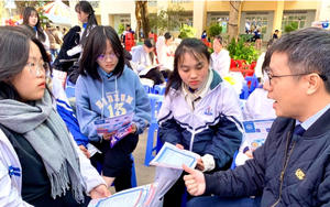 Bất ngờ nữ sinh xuất sắc đỗ 5 nguyện vọng của 4 trường chuy&ecirc;n danh tiếng ở H&agrave; Nội - Ảnh 4.