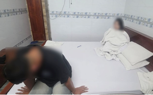 Điều tra vụ người đ&agrave;n &ocirc;ng bị nh&oacute;m người đi &ocirc; t&ocirc; nổ s&uacute;ng bắn trọng thương- Ảnh 2.