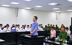 Khẩn trương điều tra vụ ph&aacute;t hiện thi thể b&eacute; g&aacute;i trong chiếc ba l&ocirc; bỏ b&ecirc;n đường - Ảnh 3.