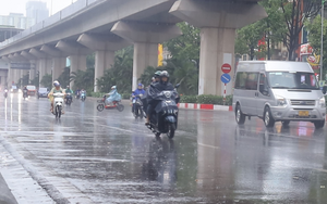 Miền Bắc sắp bước v&agrave;o chuỗi ng&agrave;y mưa b&atilde;o, cảnh b&aacute;o nguy cơ thời tiết cực đoan - Ảnh 2.