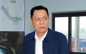 Bắt tạm giam thiếu ni&ecirc;n d&ugrave;ng dao đe dọa nữ chủ tiệm tạp h&oacute;a cướp t&agrave;i sản rồi giở tr&ograve; đồi bại- Ảnh 2.