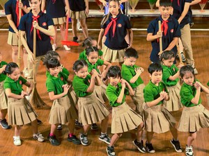 Vợ chồng biên đạo Nguyễn Viết Thành, Chu Quỳnh Trang "mạnh tay" với vũ kịch Mơ - Ảnh 3.