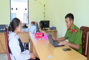 Làm rõ nữ sinh ở Nghệ An bị nhóm bạn đánh sau lễ khai giảng- Ảnh 2.