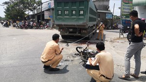 Xe tải va chạm xe máy trên quốc lộ 51, một người tử vong thương tâm