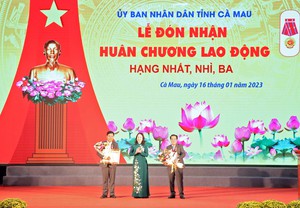 Phó Chủ tịch nước dự họp mặt kỷ niệm 93 năm thành lập Đảng tại Cà Mau