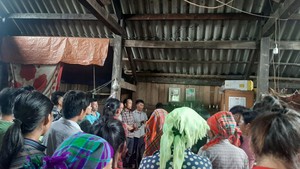 Sập cột trụ cổng trường học hai anh em ruột tử vong - Ảnh 3.
