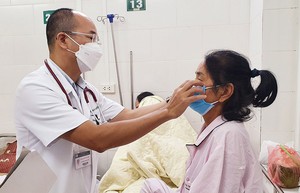 Bác sĩ cảnh báo nấm đen lan nhanh và tàn phá chỉ trong thời gian ngắn - Ảnh 3.