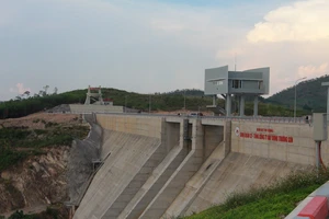 Cận cảnh hệ thống dẫn nước “khủng” đưa nước vượt sông Vàm Cỏ Đông về vùng biên Tây Ninh - Ảnh 9.