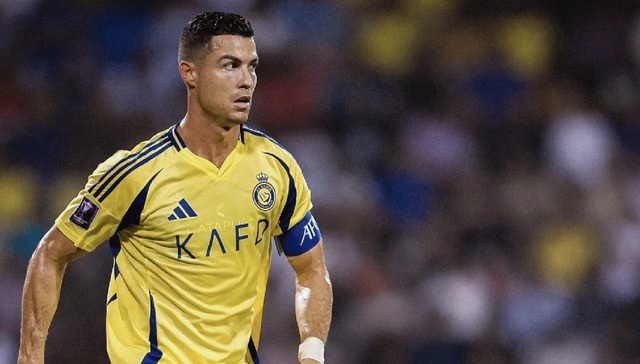 Ronaldo tỏa sáng giúp Al Nassr thắng tối thiểu trước Esteghlal