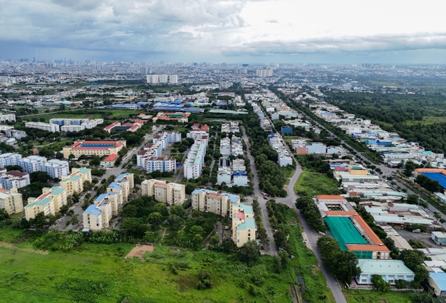 Vì sao người mua nhà thận trọng, chưa dám "xuống tiền" trong khi lãi ngân hàng đã giảm đáng kể?- Ảnh 2.