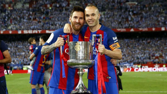 Messi gửi lời tri ân đầy cảm động đến người bạn thân thiết Iniesta