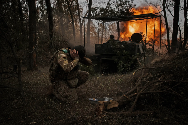 Hà Lan bàn giao cặp tiêm kích F-16 cuối cùng, viện trợ tiếp tục chảy tới Ukraine- Ảnh 1.