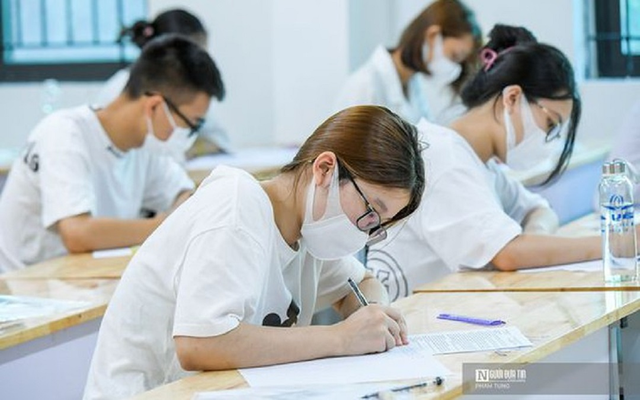 Bản tin 29/11: Thí sinh và các trường hiểu chưa đúng về xét tuyển sớm- Ảnh 1. Bản tin 29/11: Thí sinh và các trường hiểu chưa đúng về xét tuyển sớm- Ảnh 1.