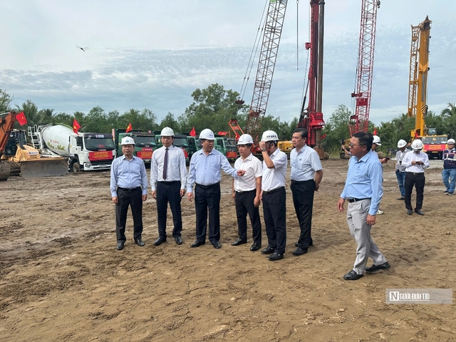 Đường về miền Tây sẽ không còn xa- Ảnh 13. Đường về miền Tây sẽ không còn xa- Ảnh 13.